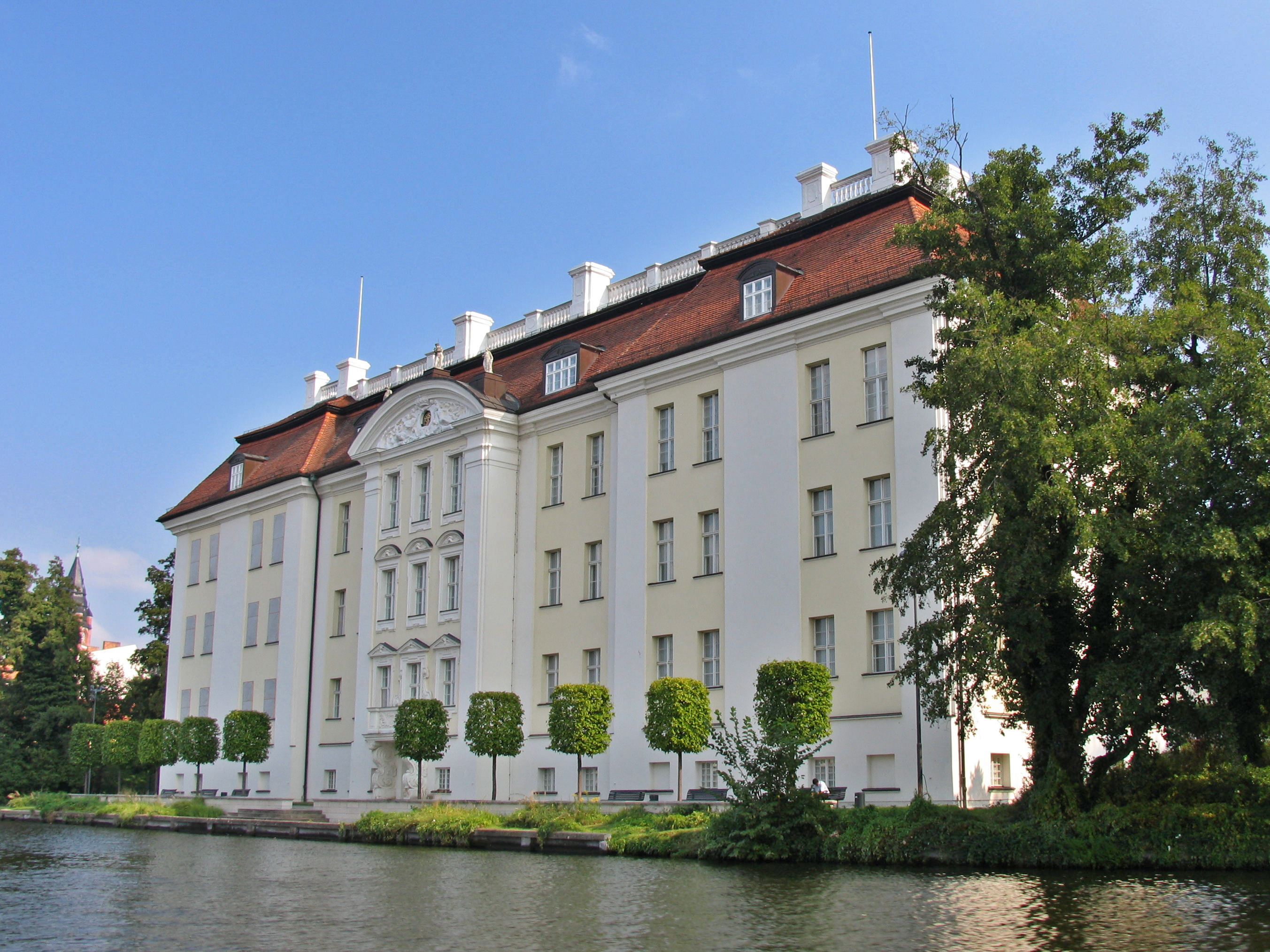 Schloss Köpenick von der Wasserseite